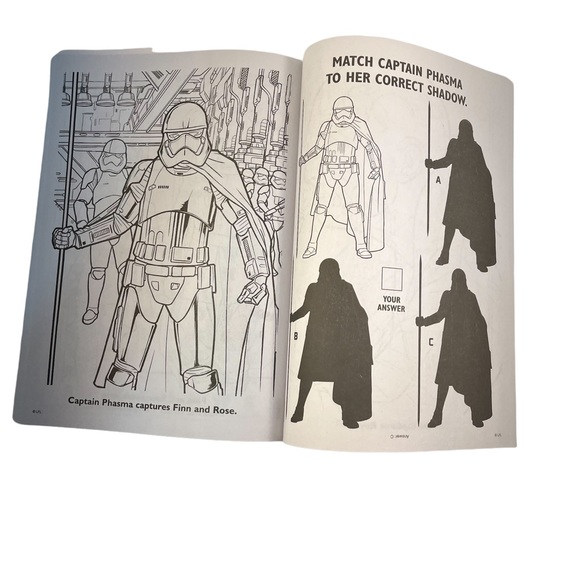 2 Star Wars Color Activity Books for coloring, drawing, word scrabbles and more - Picture 4 of 8